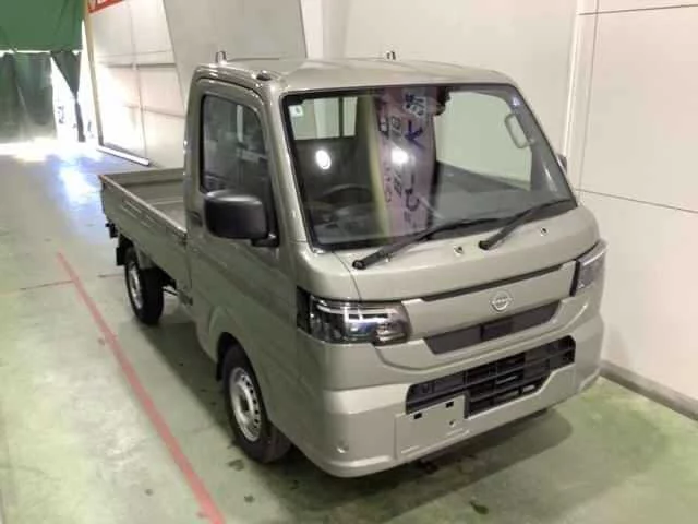 Nissan NT100 Clipper DR16T 2026